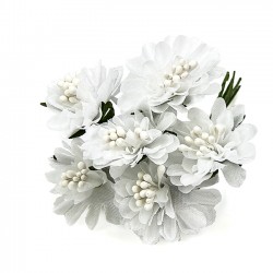 Detalles para organizar una boda. Flores blancas